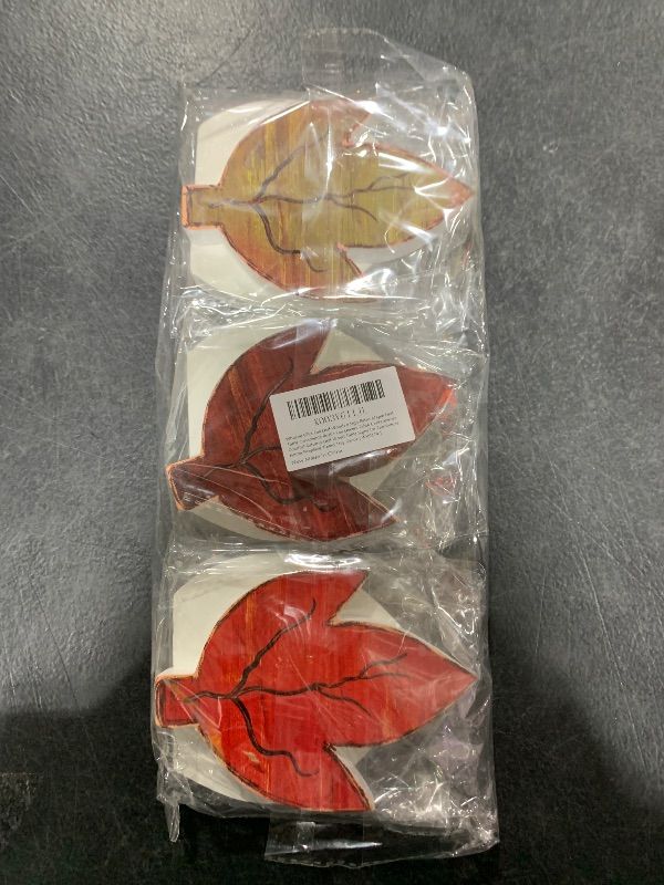 Photo 1 of Whaline 6Pcs Fall Leaf Table Wooden Signs Retro Maple Leaves Table Decoration Rustic Fall Table Centerpieces Autumn Leaf Thanksgiving Wood Block Signs for Farmhouse Home Fireplace Tiered Tray Decor
