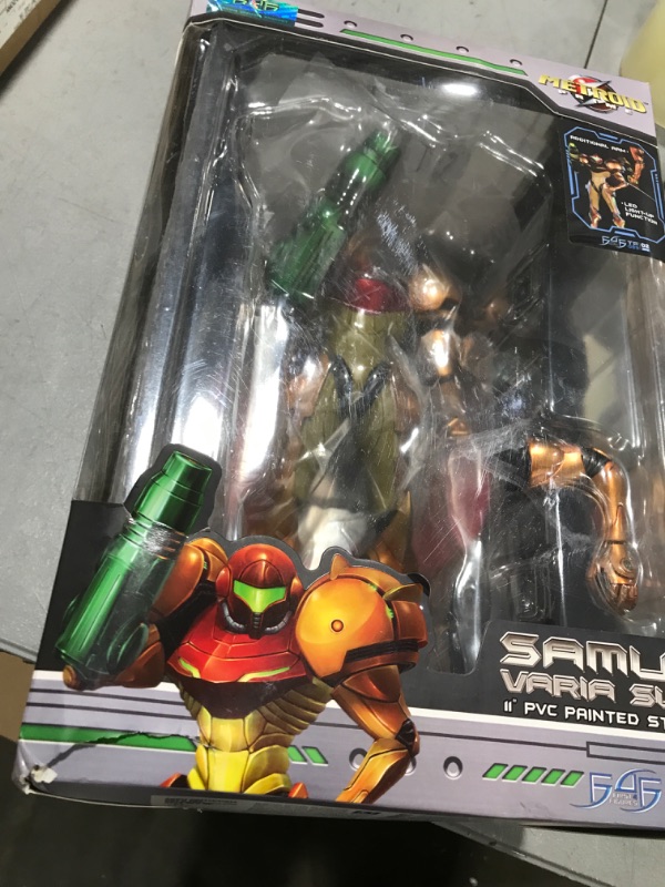 Photo 1 of Metroid Prime: Samus Varia Suit PVC (Collector's Edition)