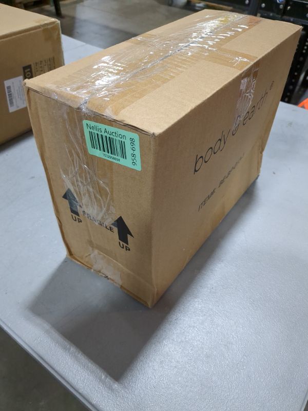 Photo 1 of BODY & EARTH Gift Baskets For Women 11 Pcs Lavender Spa Gifts For Women with Bubble Bath Body Lotion Sets, Bath and Body Gifts Set For Women Christmas Gifts for Women Spa Gift Sets