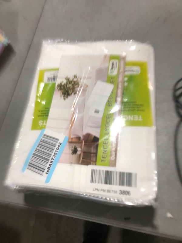 Photo 1 of Tencel Sheets Full - 100% Eucalyptus Tencel Sheets Sets - All-Season Eucalyptus Sheets - 4 Piece Full Size Tencel Sheets - Best Cooling - Supersoft - Moisture Wicking - Temperature Regulating - White