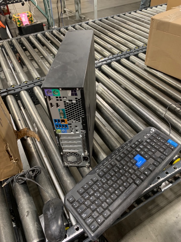 Photo 1 of HP Z240 Tower Workstation Gaming Desktop Computer, Intel i7-6700 3.4GHz up to 4.0GHz, 16GB DDR4 RAM, 1TB SSD, DisplayPort, WiFi, Bluetooth, Wired Keyboard and Mouse, Windows 10 Pro (Renewed)