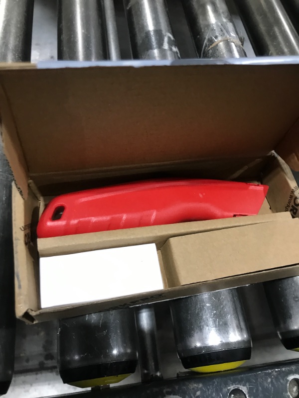 Photo 1 of WORKPRO Premium Utility Knife, Retractable All Metal Heavy Duty Box Cutter, Quick Change Blade Razor Knife, with 10 Extra Blades