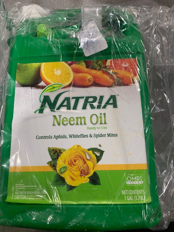 Photo 2 of Natria Neem Oil Spray for Plants, Controls Aphids, Gnats, Spider Mites, and More, Organic Gardening, 1 Gallon, Ready-to-Use Spray