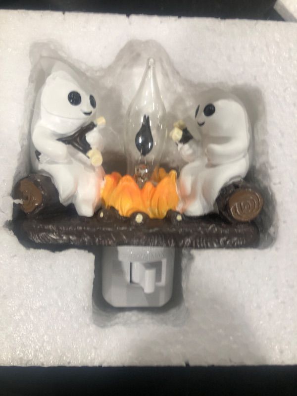 Photo 2 of NUOKOU Ghost Campfire Flickering Wall Light,Ghosts Campfire Flicker Flame Halloween Wall Light,3D LED Small Electric Faux Campfire Night Light Plug into Wall,Halloween Nightlight Indoor Decorations