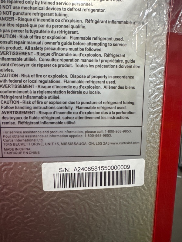 Photo 4 of *POWERS ON**FRIGIDAIRE EFR756-RED EFR756, 2 Door Apartment Size Retro Refrigerator with Top Freezer, Chrome Handles, 7.5 cu ft, red