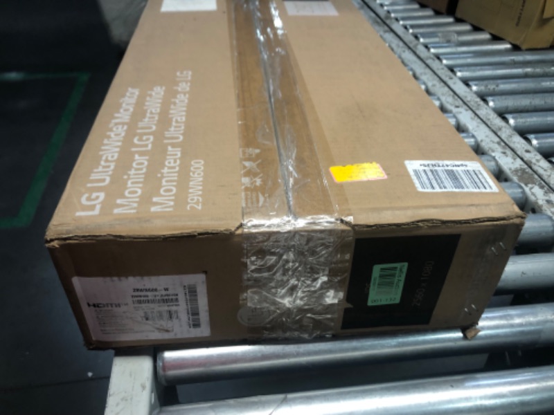 Photo 1 of ***USED - POWERS ON - UNABLE TO TEST FURTHER***
LG 29" 75 Hz IPS WFHD Monitor 5 ms (GTG at Faster) RADEON FreeSync 2560 x 1080 HDMI, DisplayPort UltraWide