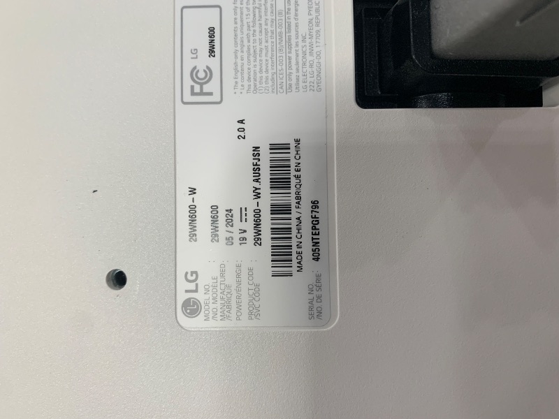 Photo 5 of ***USED - POWERS ON - UNABLE TO TEST FURTHER***
LG 29" 75 Hz IPS WFHD Monitor 5 ms (GTG at Faster) RADEON FreeSync 2560 x 1080 HDMI, DisplayPort UltraWide