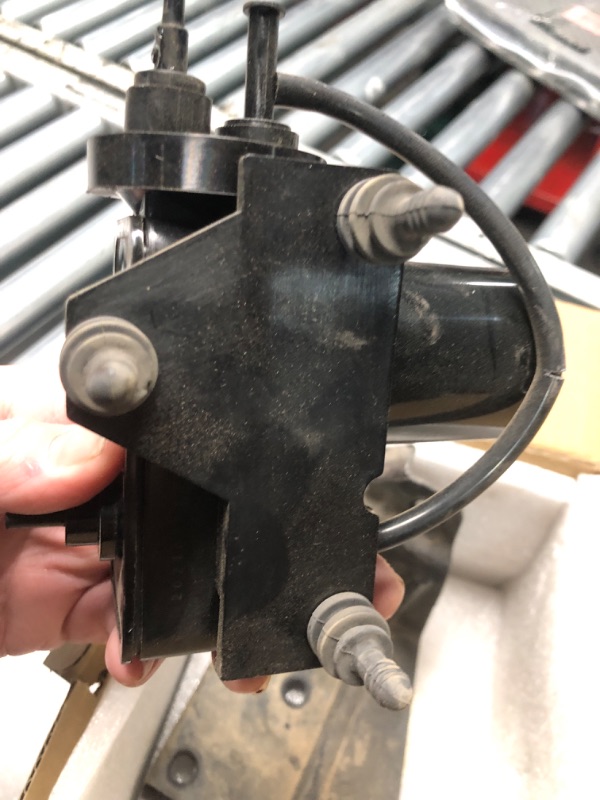 Photo 1 of ***(HEAVILY USED) ***
HRepair 904-214 Electrical Engine Vacuum Pump Fits For 1999-2010 Ford Excursion F250 F350 F450 Super Duty 7.3L 6.4L 2003-2004 Dodge Ram 2500 3500 Replaces Vacuum Pump 4C3Z-2A451-BA 6C3Z-2A451-A