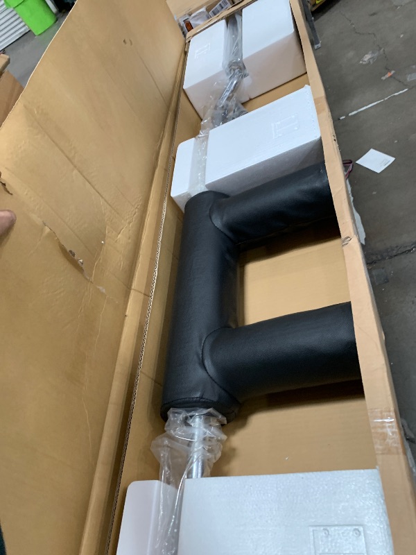 Photo 1 of VEVOR Safety Squat Bar, 1,500 LBS Fitness Squat Bar, Safety Squat Bar Attachment with Shoulder and Arm Pads, 32mm Diameter Weight Bar, Ideal for Front Squats, Lunges, Rehab, Physical Therapy