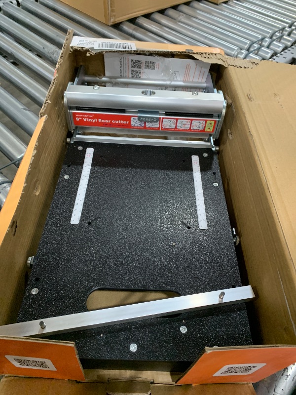 Photo 1 of MantisTol 8.8" -226mm Pro LVP, SPC, RVP, LVT, VCT, PVC, WPC, Rigid Core Vinyl Plank Cutter LVP-230; Best Buy!