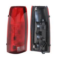 Photo 1 of * MINOR DAMAGE* Rear Stop Light Brake Rear Bumper Taillight Tail Lamp for Chevrolet GMC C1500 1988 1989 1990 1991 1992 1993 2994 1995 1996-1999
