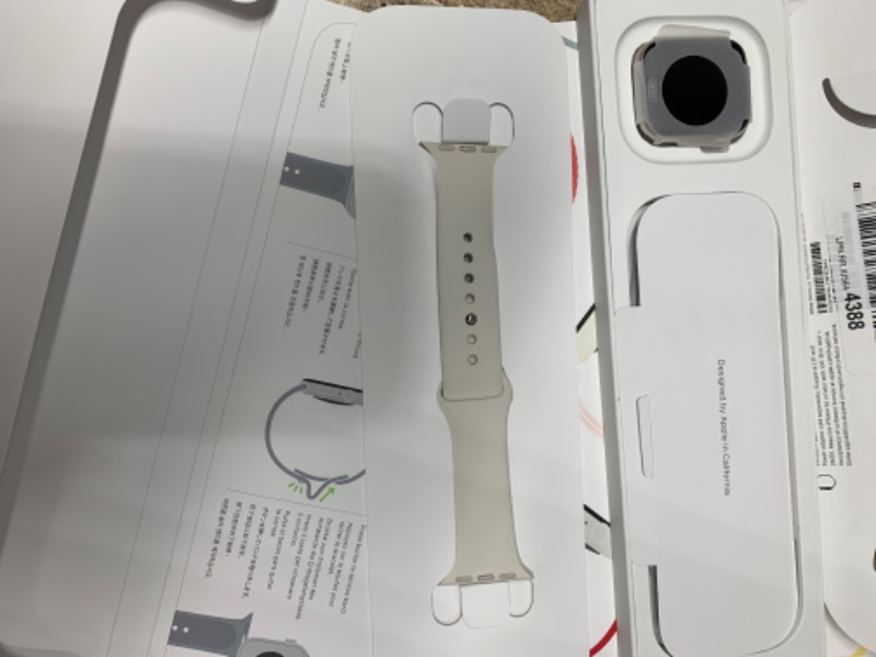 Photo 3 of ***SEE NOTES*** 
Apple Watch SE (2nd Gen) [GPS + Cellular 40mm] Smartwatch with Starlight Aluminium Case with Starlight Sport Band S/M. Fitness and Sleep Trackers, Crash Detection, Heart Rate Monitor, Retina Display