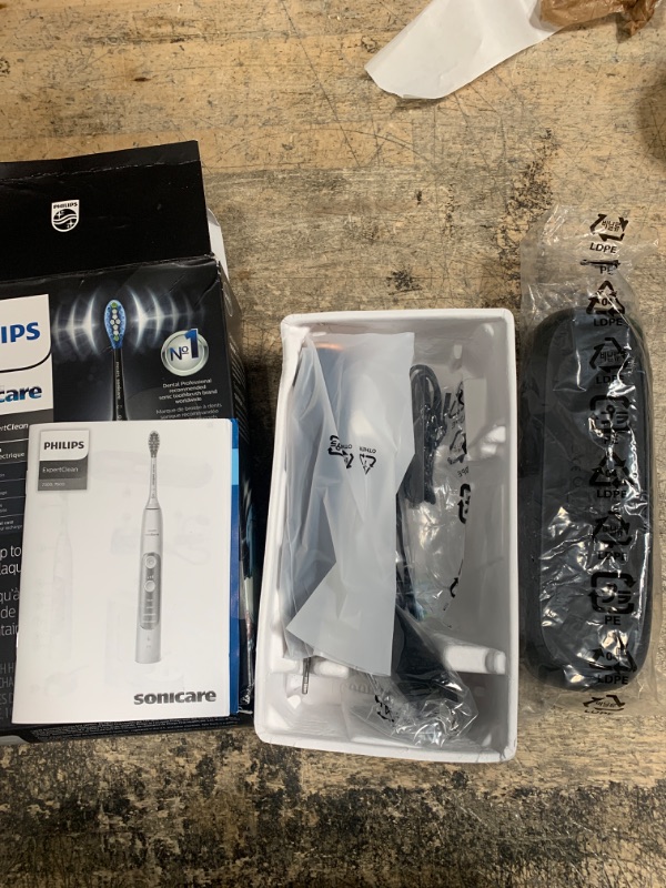 Photo 1 of ****PARTS ONLY/NON-REFUNDABLE******
Philips Sonicare ExpertClean 7500 Black, Rechargeable Electric Power Toothbrush, HX9690/05 1 Count (Pack of 1) Black
