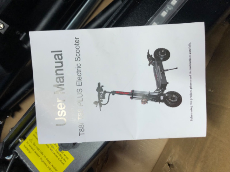Photo 1 of ***USED - DOESN'T POWER ON - SEE COMMENTS***
Electric Kick Scooter High Power Dual Drive 5600W Motor Top Speed 70KM/H, 60V27AH Lithium Battery Long Range 60-70KM, 11" Vacuum Off-Road Tire, Adult Electric Scooter with Foldable Seat Removable
