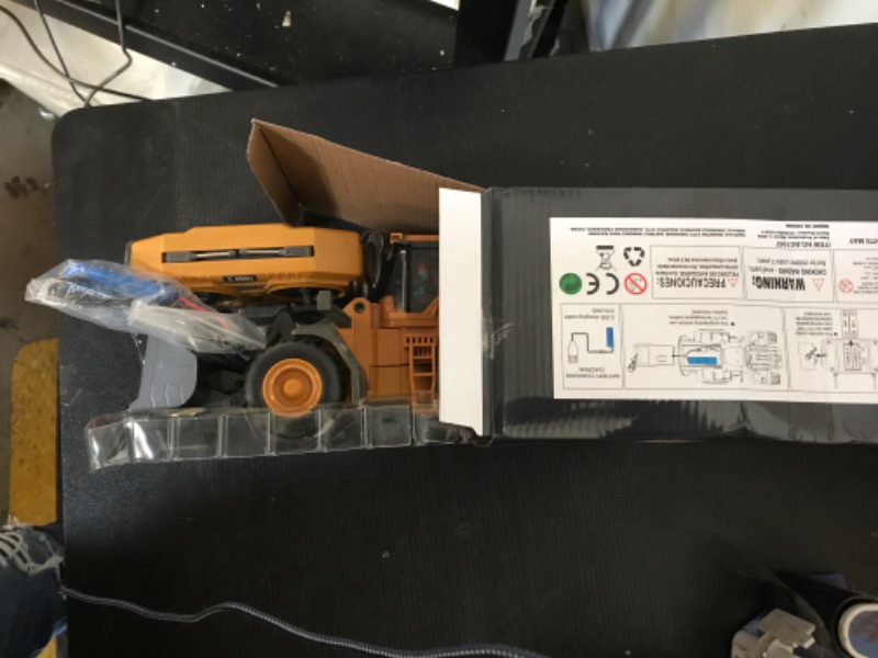 Photo 1 of 9-Channel Metal RC Wheel Loader - Remote Control Kids Construction Play Toys with Realistic Lights and Sound, 1:20 Scale, Tractor Toys for 3+ Boys, Perfect 2024 Kids Birthday Gift for Ages 3-12+