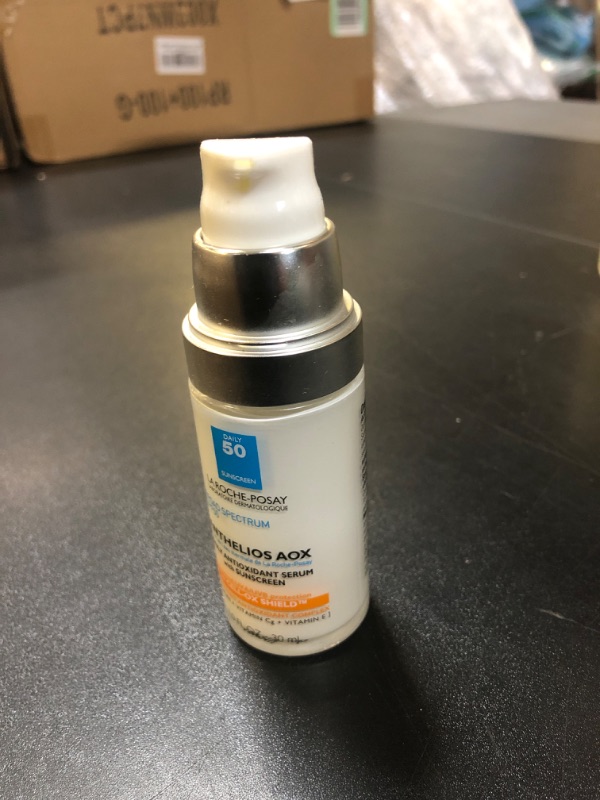 Photo 2 of *USED* La Roche-Posay Anthelios AOX Daily Antioxidant Serum with SPF exp 02/2026