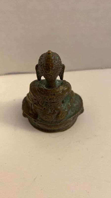 Photo 1 of ANTIQUE TIBETAN BRONZE BUDDHA FIGURE 2.75” TALL