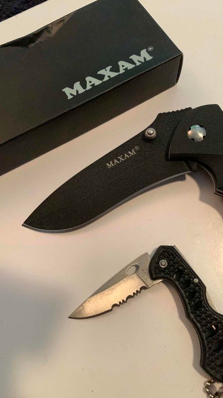 Photo 1 of MAXAM AND FROST CUTLERY KNIVES