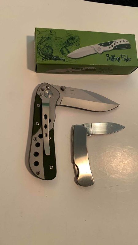 Photo 1 of BUTTERFLY FOLDER AND STAINLESS STEEL KNIVES