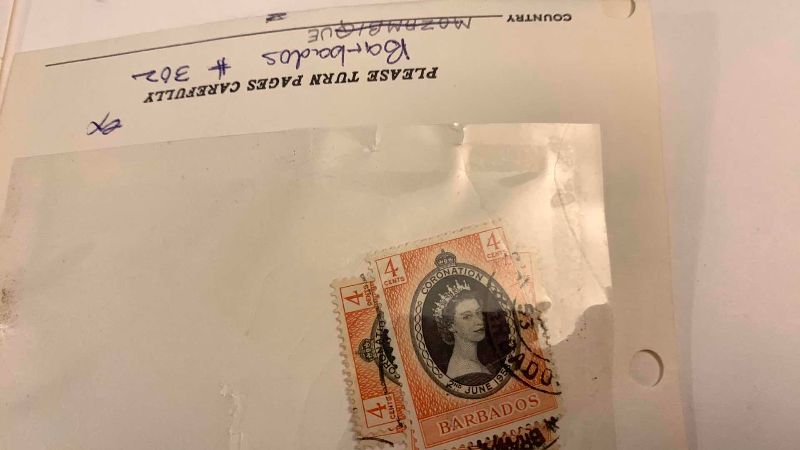 Photo 1 of QUEEN ELIZABETH COMMEMORATIVE STAMPS AND VINTAGE ENGLISH STAMPS