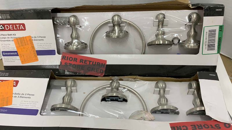 Photo 1 of 2-DELTA 3 PIECE BATH KIT MODEL 138283