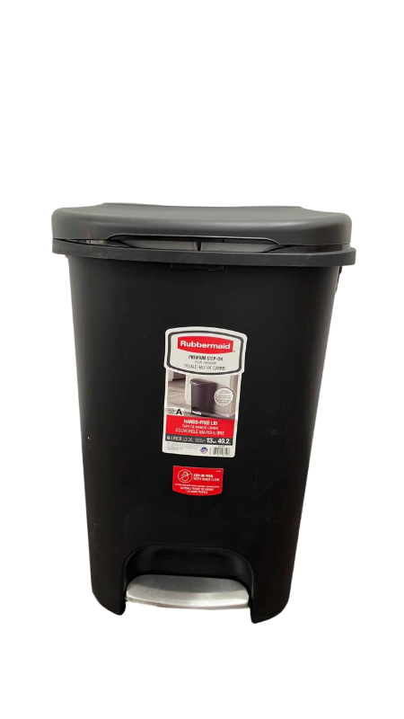 Photo 1 of RUBBERMAID 13 GALLON STEP ON TRASH CAN