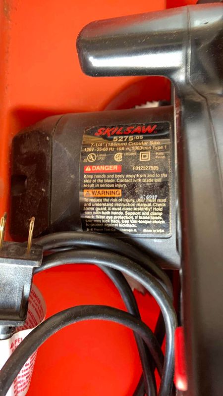 Photo 1 of SKILSAW CLASSIC 2.5 HP CIRCULAR SAW MODEL 5275