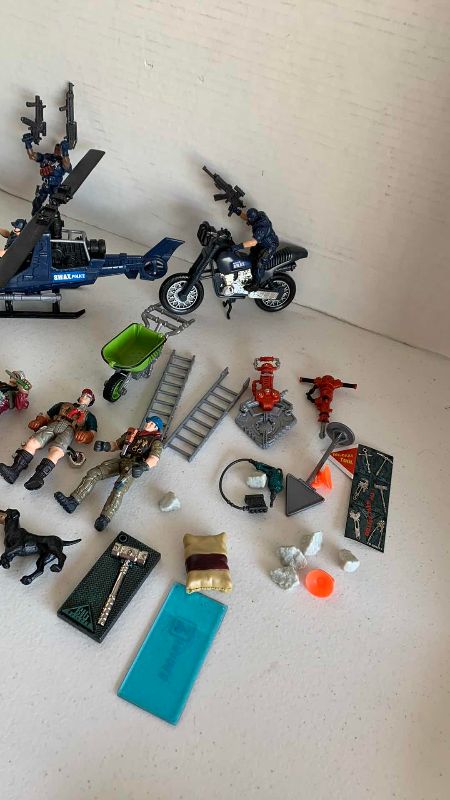 Photo 1 of SWAT AND BUILDER TOYS
