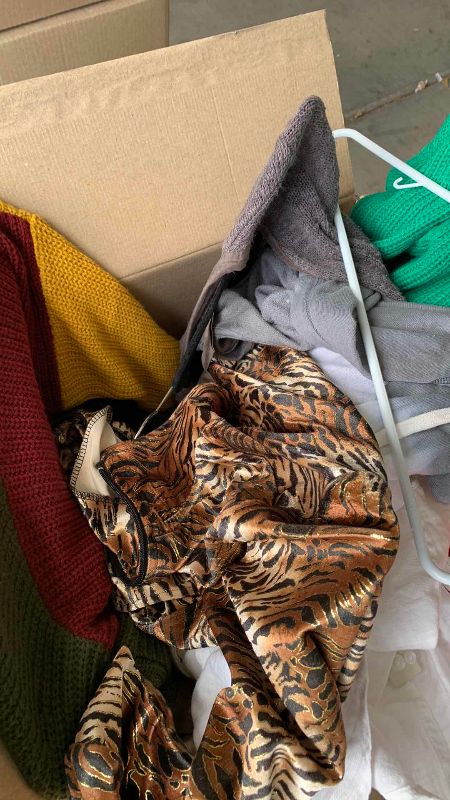 Photo 1 of BOX OF WOMENS CLOTHING SIZE M AND L