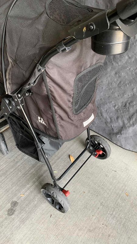 Photo 1 of PET STROLLER