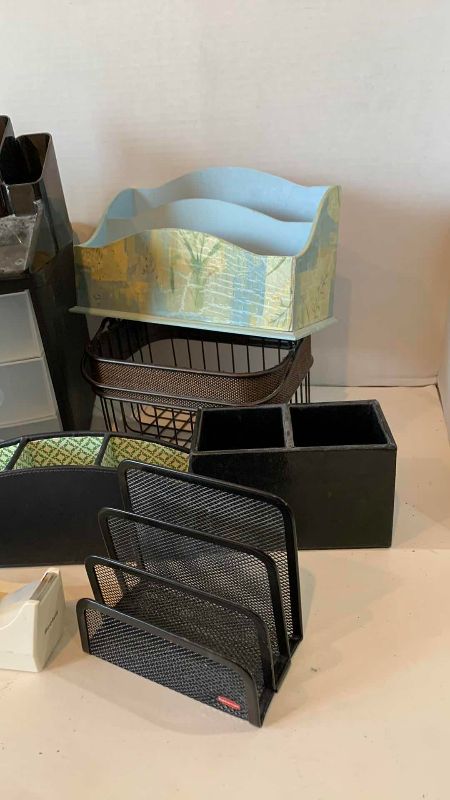Photo 1 of OFFICE ORGANIZATION ITEMS