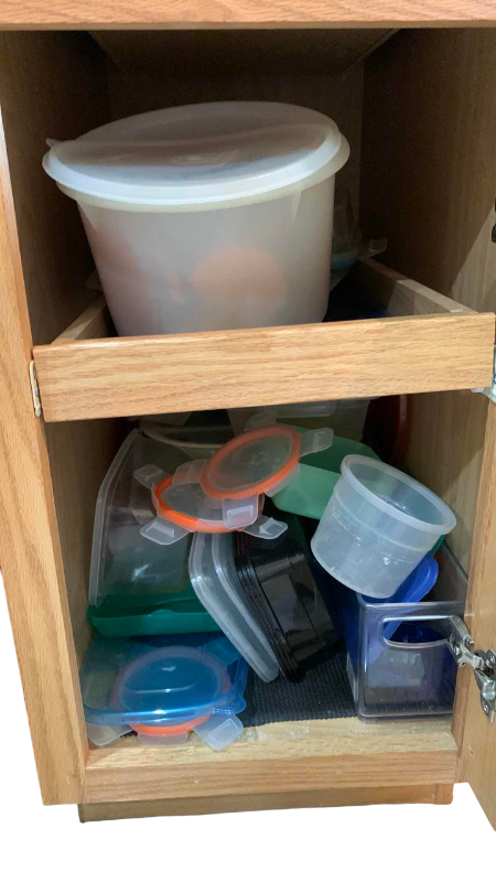 Photo 1 of CONTENTS OF CABINET