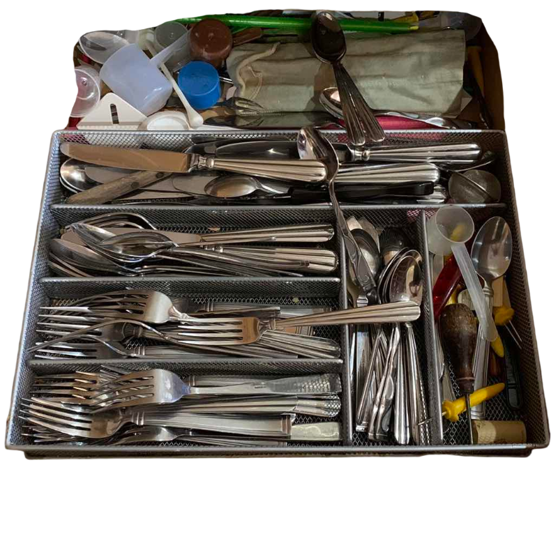 Photo 1 of CONTENTS OF DRAWER