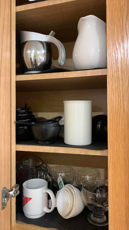 Photo 1 of CONTENTS OF CABINET