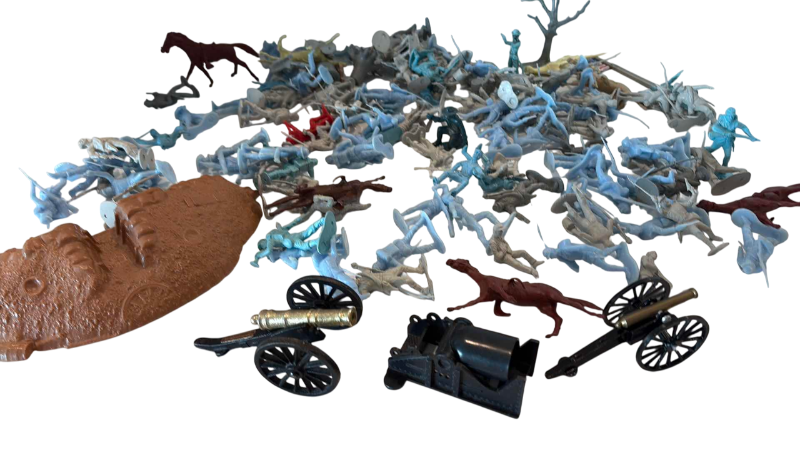 Photo 1 of ASSORTED CIVIL WAR TOY SOLDIER BATTLE SET