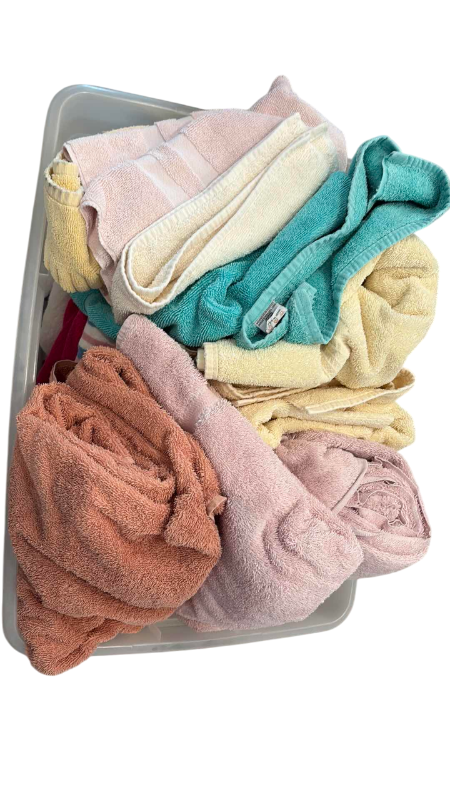 Photo 1 of BIN OF ASSORTED BATH TOWELS
