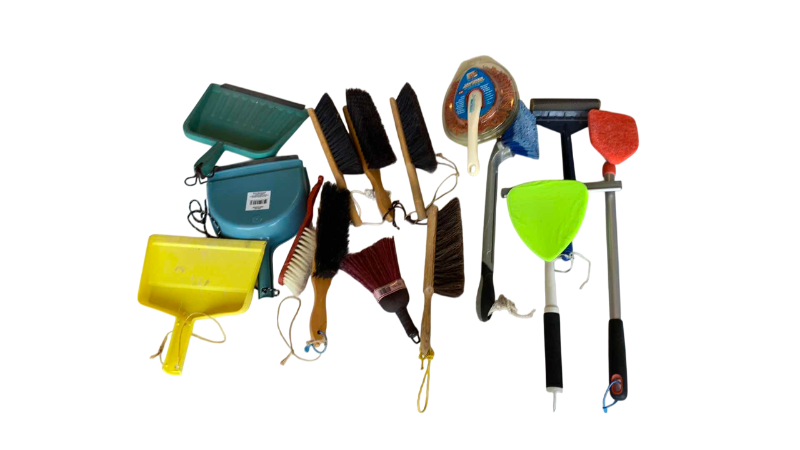 Photo 1 of CAR WASHING TOOLS AND BRUSHES