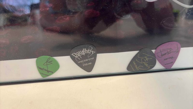 Photo 1 of AUTOGRAPHED DAUGHTRY ROCK BAND FRAMED PHOTO 14” X 12” AND GUITAR PIX'S 