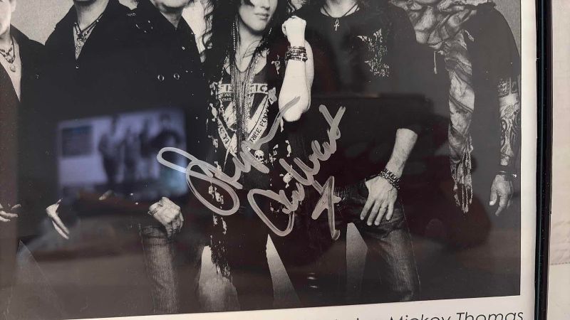 Photo 1 of AUTOGRAPHED STARSHIP ROCK BAND PHOTO 8” X 10”