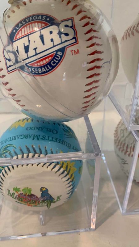 Photo 1 of 4-BASEBALLS 1 SIGNED