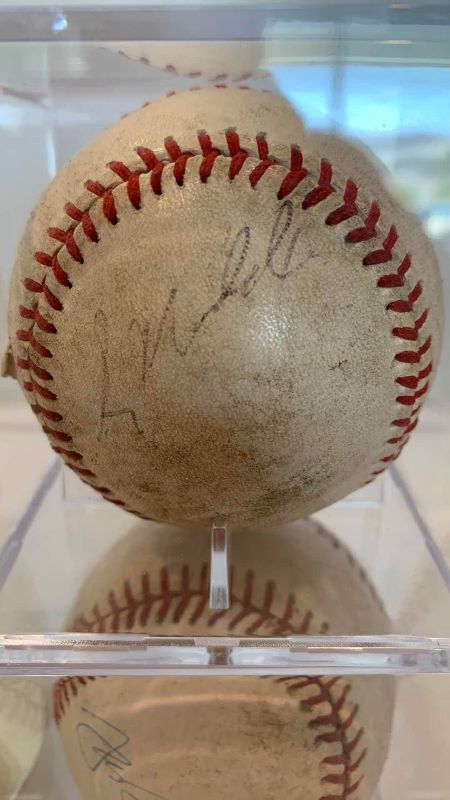 Photo 1 of 3-AUTOGRAPHED MLB BASEBALLS