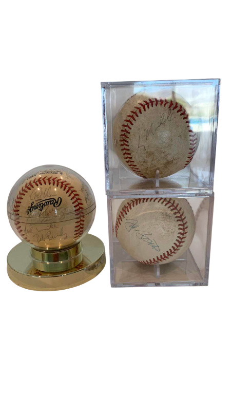 Photo 1 of 3-AUTOGRAPHED MLB BASEBALLS