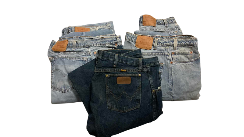 Photo 1 of 5-MENS LEVIS AND WRANGLER JEANS SIZE 38 X 30