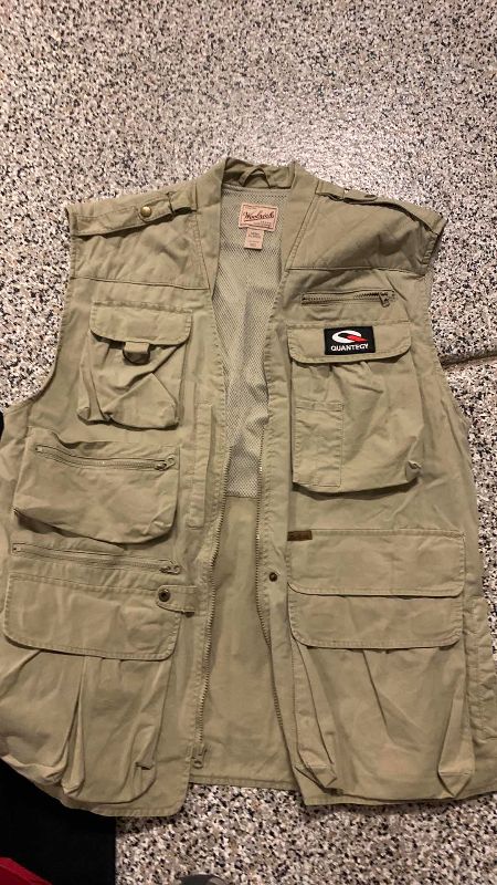 Photo 1 of MENS JACKETS AND HUNTING VEST XXL