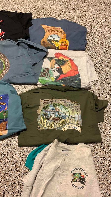 Photo 1 of MENS MARGARITAVILLE TSHIRTS SIZE XXL