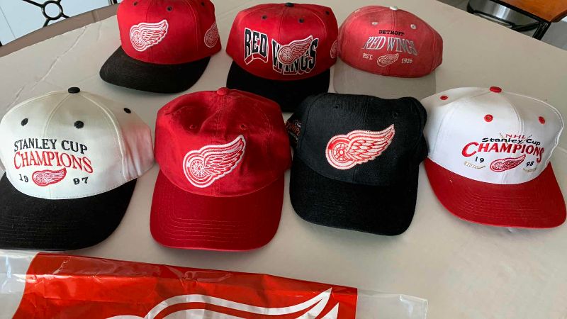 Photo 1 of 6-NHL HOCKEY DETROIT RED WINGS CAPS