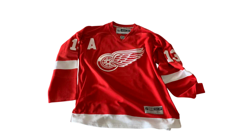 Photo 1 of NHL HOCKEY DETROIT RED WINGS DATSYUK REEBOK JERSEY