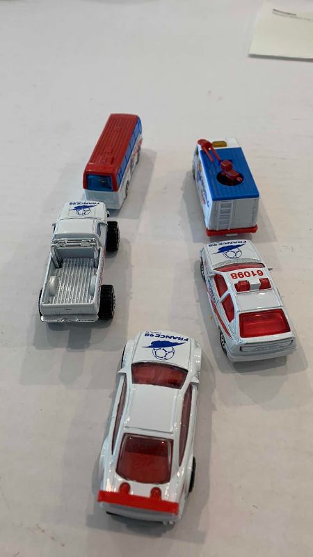 Photo 1 of 1998 MATCHBOX WORLD CUP CAR SET