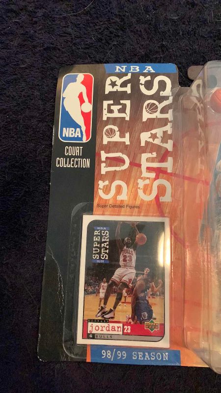 Photo 1 of 1998/99 NBA BASKETBALL MICHAEL JORDAN SUPERSTARS FIGURE