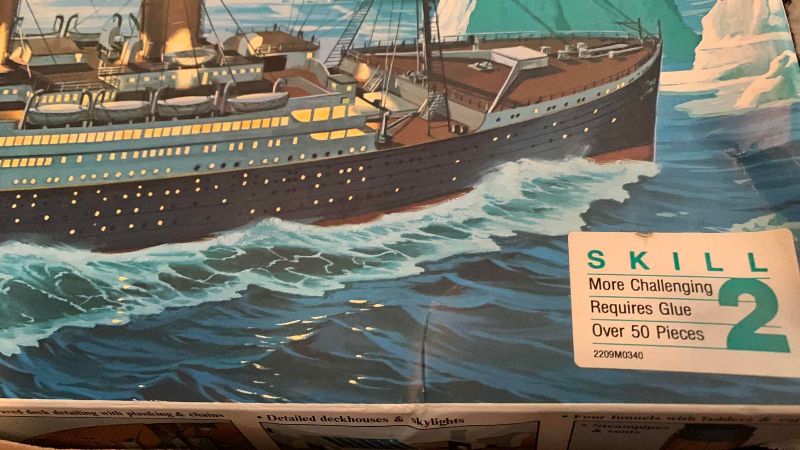 Photo 1 of REVELL RMS TITANIC MODEL KIT 1/570 SCALE